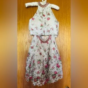 Foryoudress Size 4 Formal Top and Skirt Knee Lenght White Lace Pink Flowers